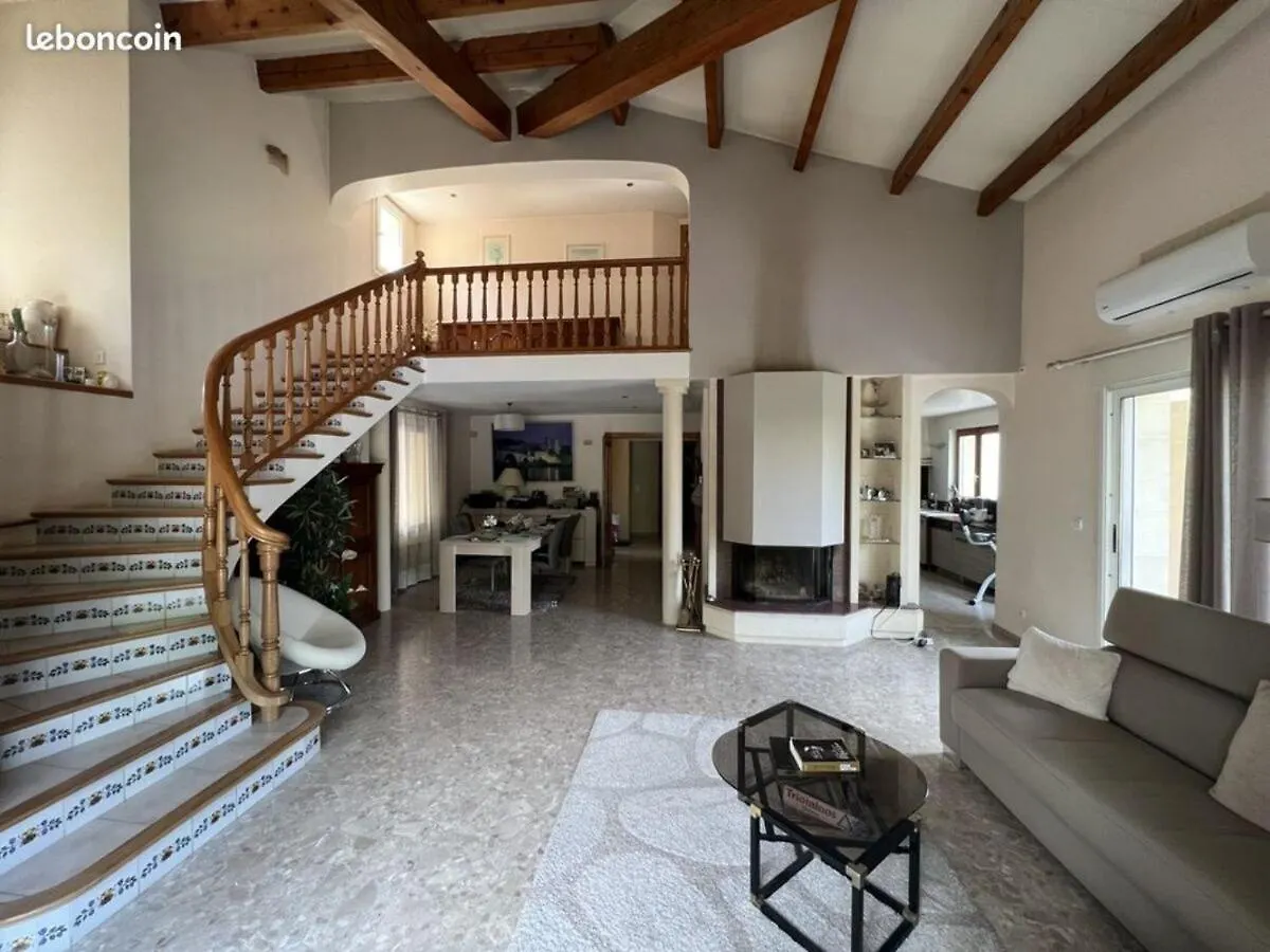 Holiday home Villa Avec Piscine Chateauneuf-de-Gadagne France