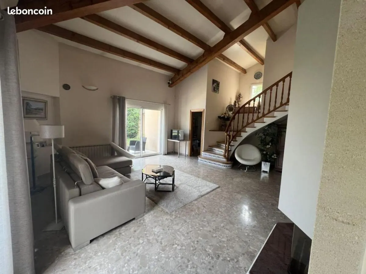 Villa Avec Piscine Chateauneuf-de-Gadagne