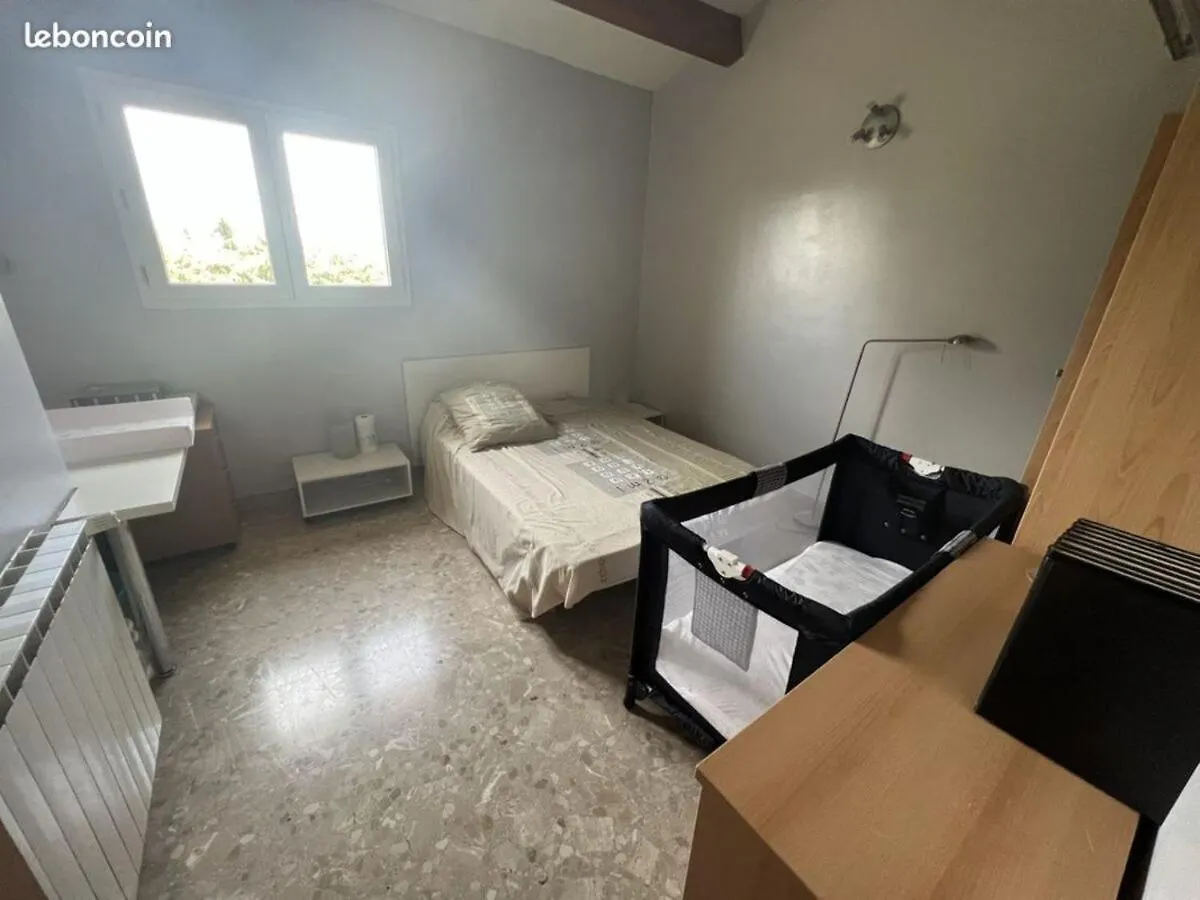 Vakantiehuis Villa Avec Piscine Châteauneuf-de-Gadagne